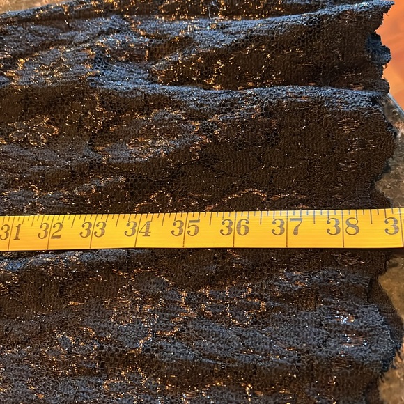Allen Schwartz Cocktail Dress size Large black lace with gold undertones lined - Picture 4 of 4